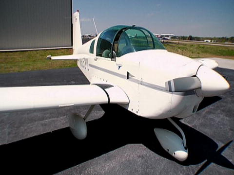 Auction kings selger fly