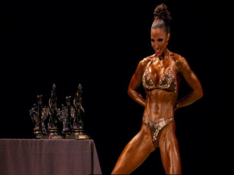Jodi konkurrerer i bodybuilding