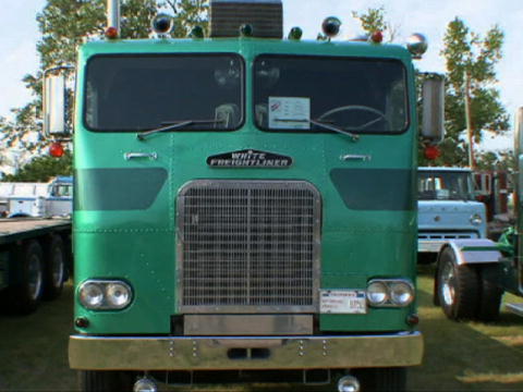 American Trucker: Vintage Ford Cab