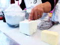 DC Cupcakes: Eenvoudige cream cheese glazuur