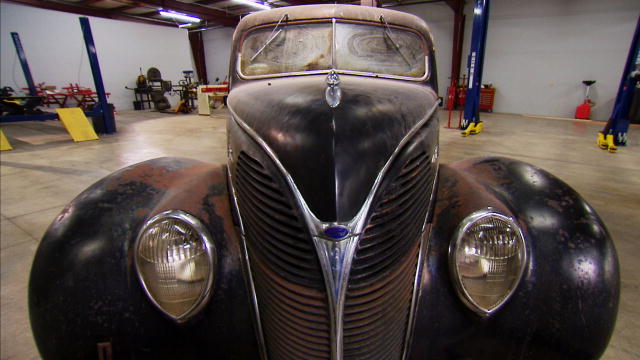 Fast N' Loud: Stripping a Ford