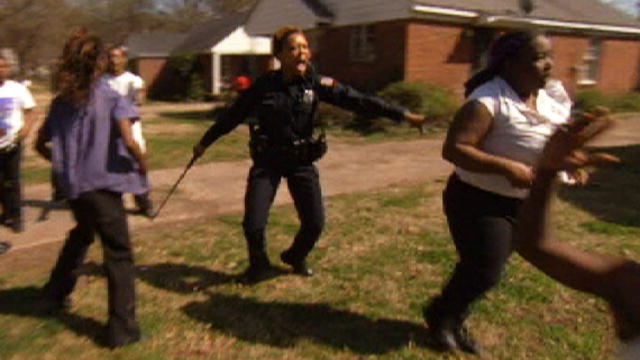 127653220650913090300201197_Ep_103_fight.jpg