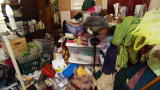 Hoarding: Buried Alive (Season 3): Hoarding the Baby Gifts