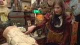 Oddities :Fashion Squeeze
