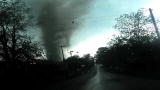 Tornado Rampage 2011: Tornado in the Road
