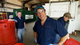 Dirty Jobs: Mike Gets Got