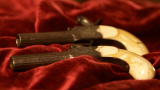 Auction Kings: Muff Pistols