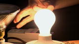 MythBusters: Lights On or Off MiniMyth