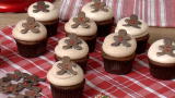 Holiday Hostesses: Gingerbread Cupcakes