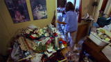Hoarding - Buried Alive: Debbie's Feel-Bad House