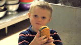 18 Kids and Counting: Jackson Lends A Hand