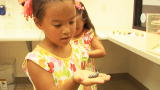 Jon & Kate Plus 8: Fun With Caterpillars