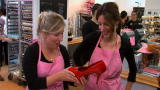 DC Cupcakes: Stiletto Cupcake? Yes, Please!
