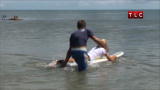 Kate Plus Eight: Surfs Up, Kate!
