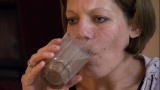 Freaky Eaters: Addicted to Liquids