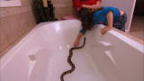 Toddlers & Tiaras: Bathing the Snake