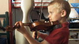 18 Kids and Counting: Violin'in