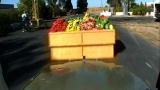 Mythbusters: Fruit-Stand Crash Angle 3