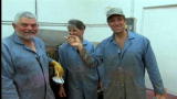 Dirty Jobs : Meet the Maggot Farmers