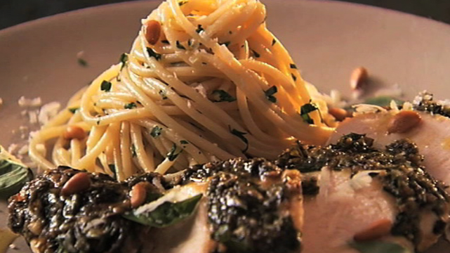 Take Home Chef: Pesto Glazed Chicken with Spaghetti