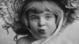 News: The Skinny on Smooching