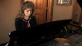 18 Kids and Counting: Erin Bates In Concert